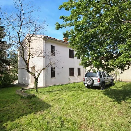 Holiday home Merlini